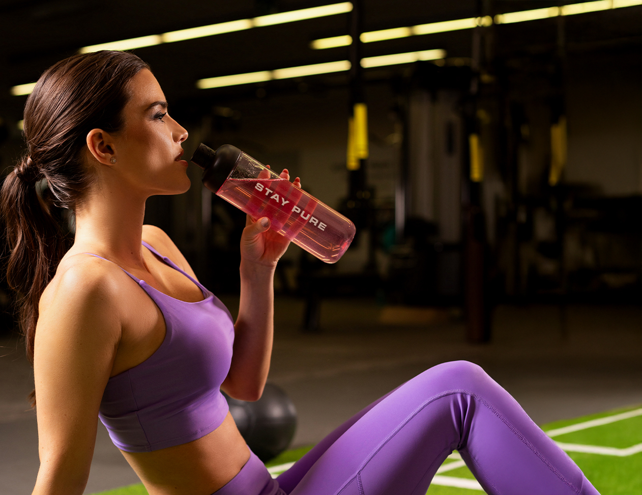 Pure Gold CollaBurn hero kép